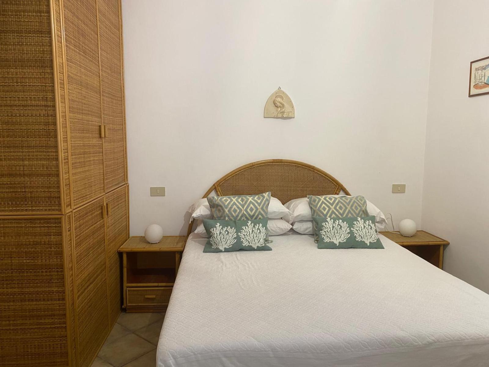 La Casa Rosa Di Giulia Villa Ischia Exterior photo